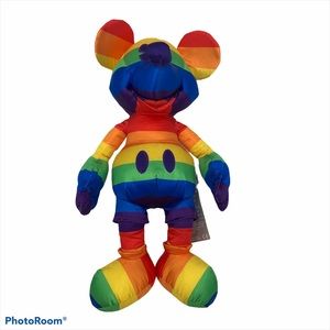 🧡Rainbow Mickey Mouse NWT 15"